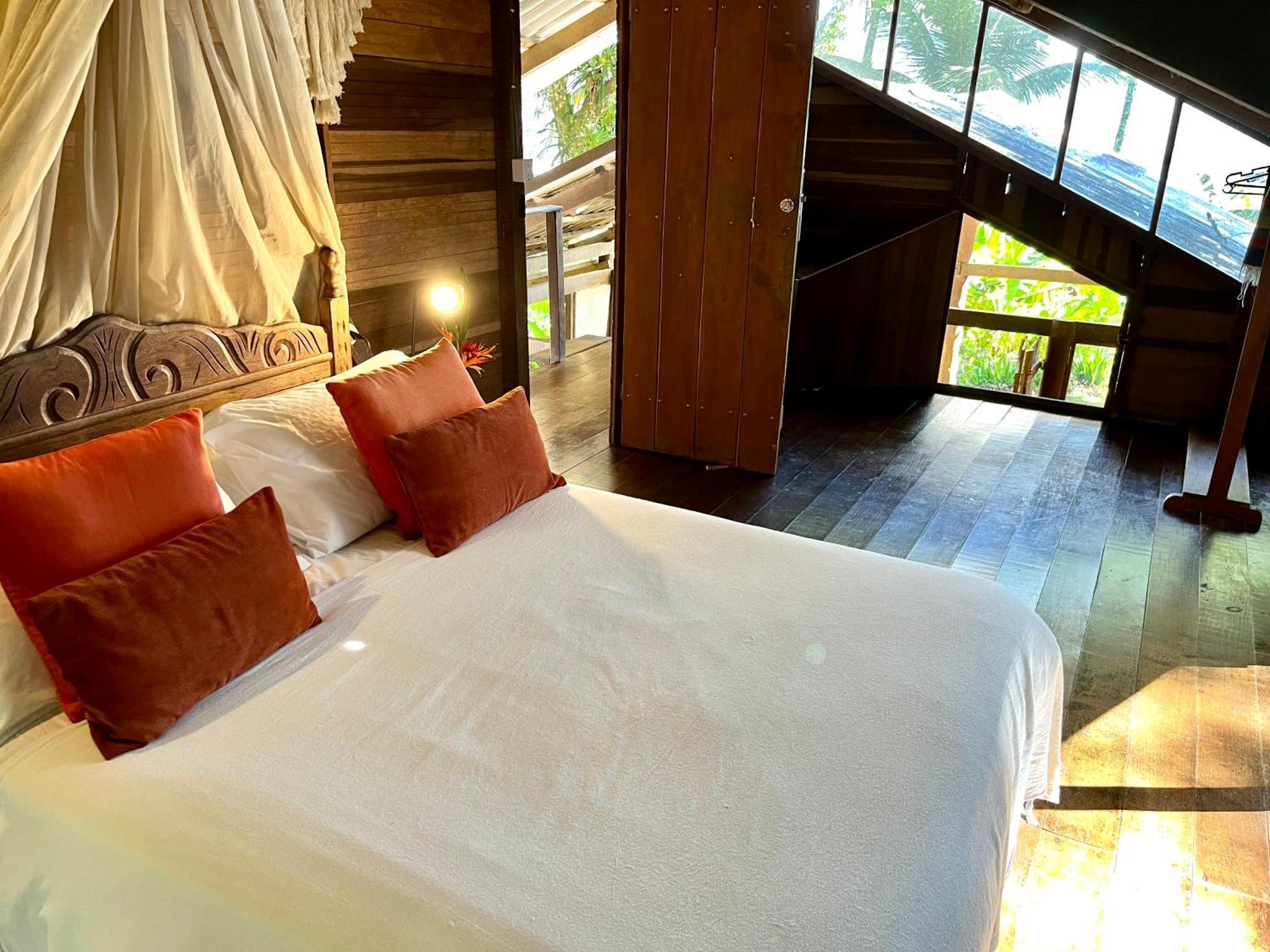 Jungle Lodge Vila do Abraao Bagian luar foto